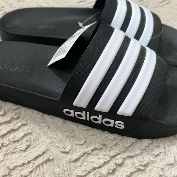 Adidas Size 12 black white Adilette Shower shoes sandals slides - Picture 5 of 16